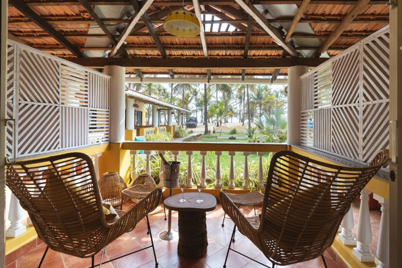 C Roque Beach Resort Colva Buitenkant foto