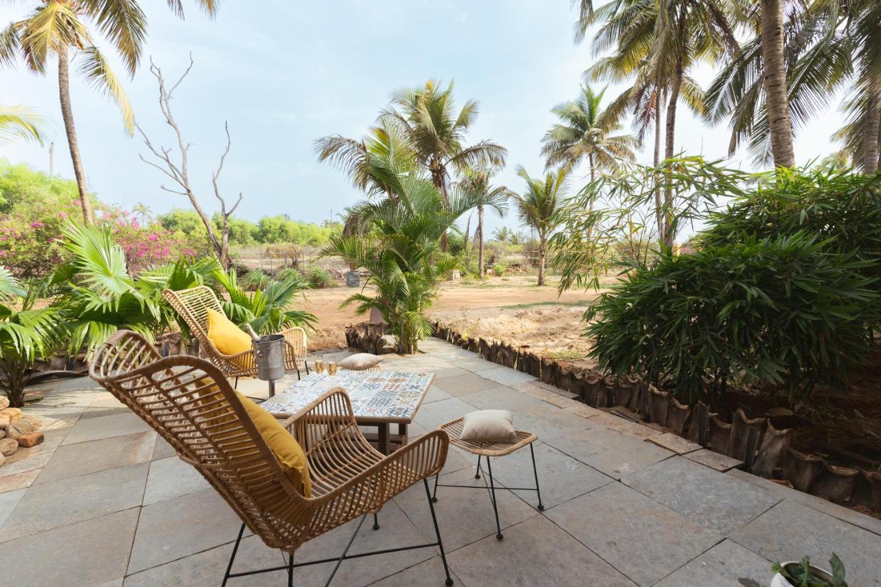 C Roque Beach Resort Colva Buitenkant foto