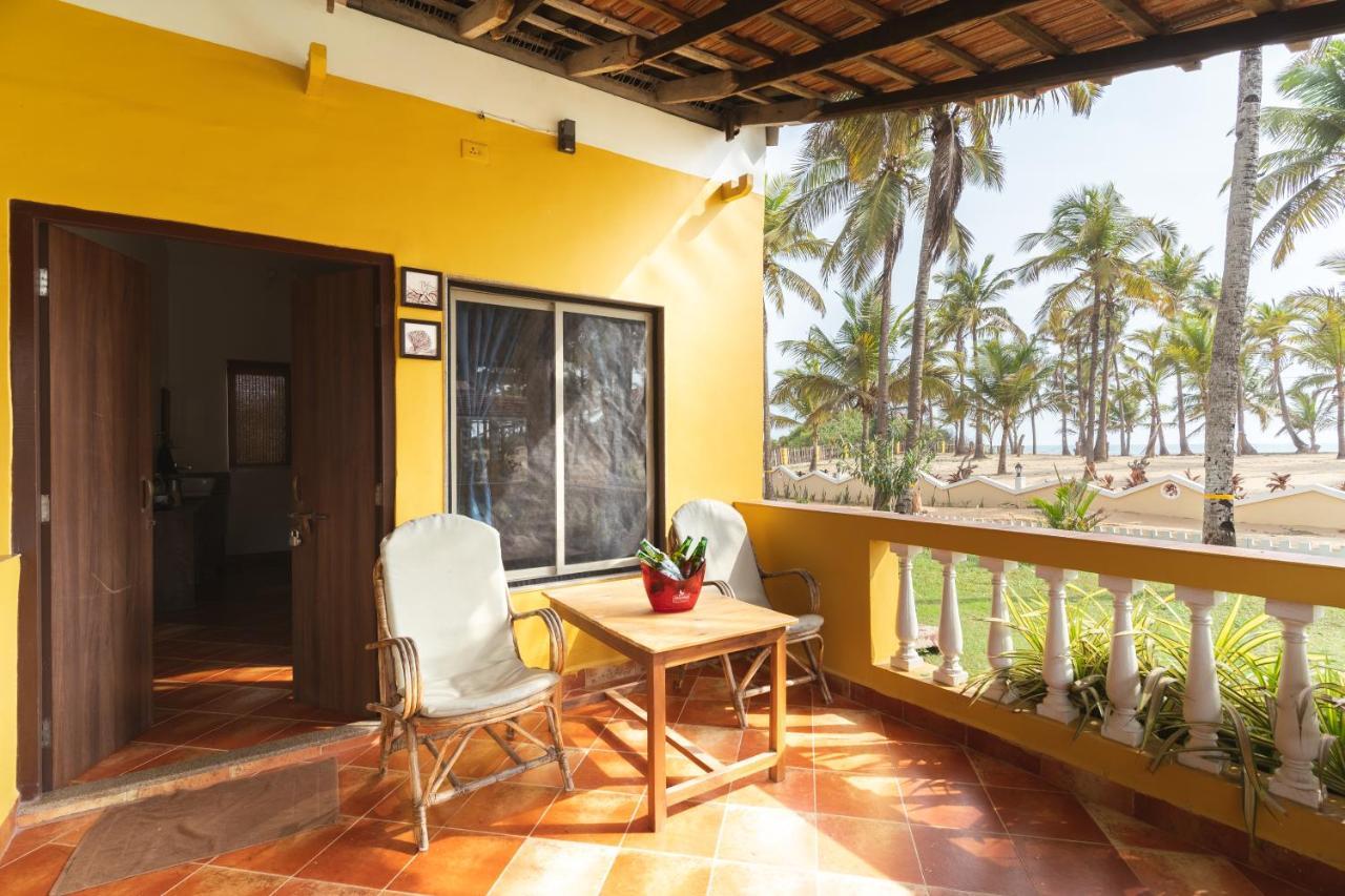 C Roque Beach Resort Colva Buitenkant foto