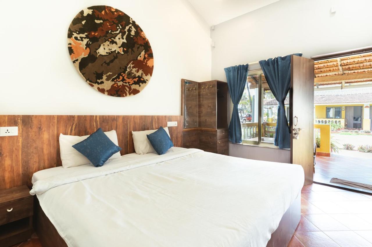C Roque Beach Resort Colva Buitenkant foto