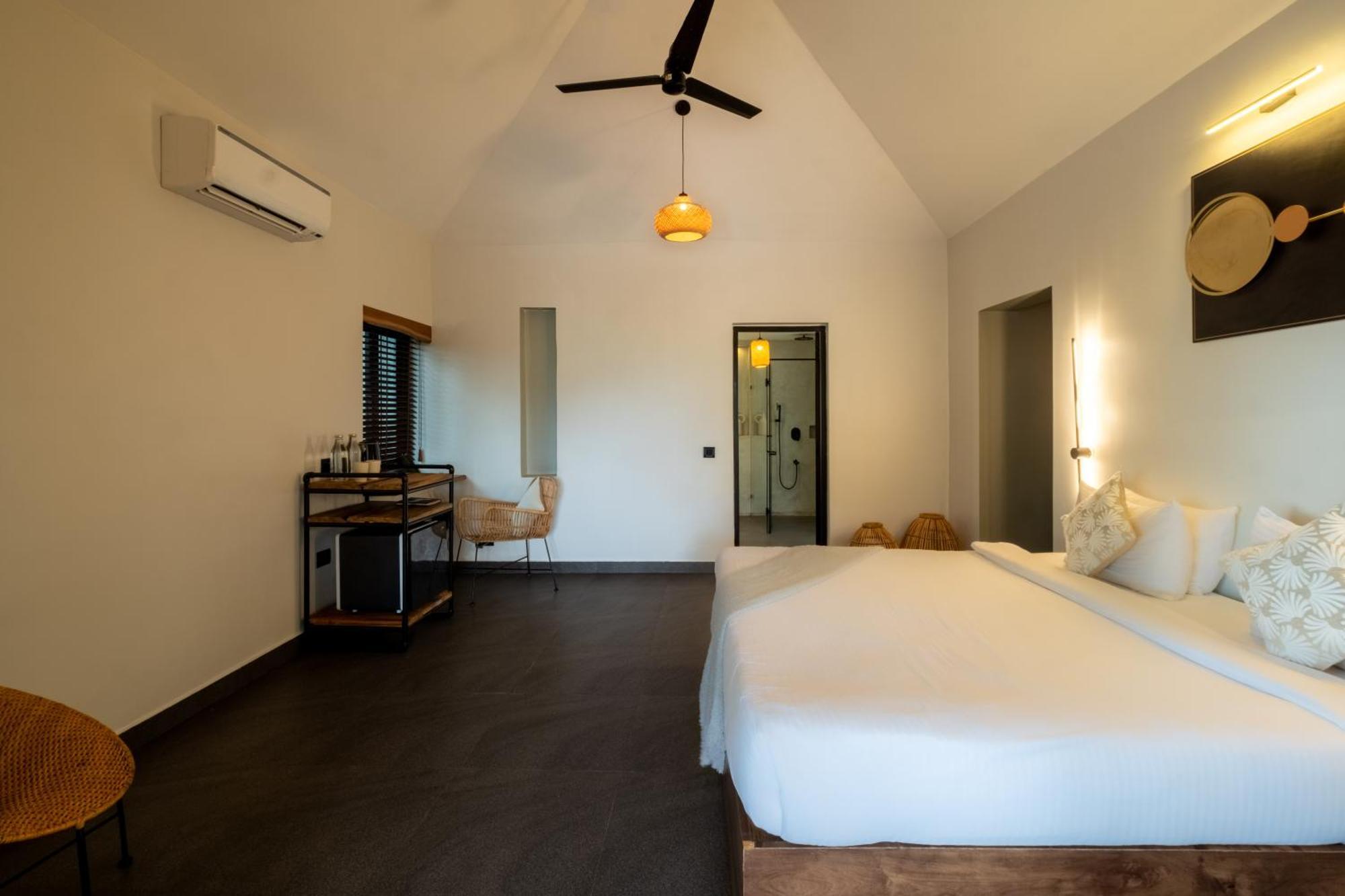 C Roque Beach Resort Colva Buitenkant foto