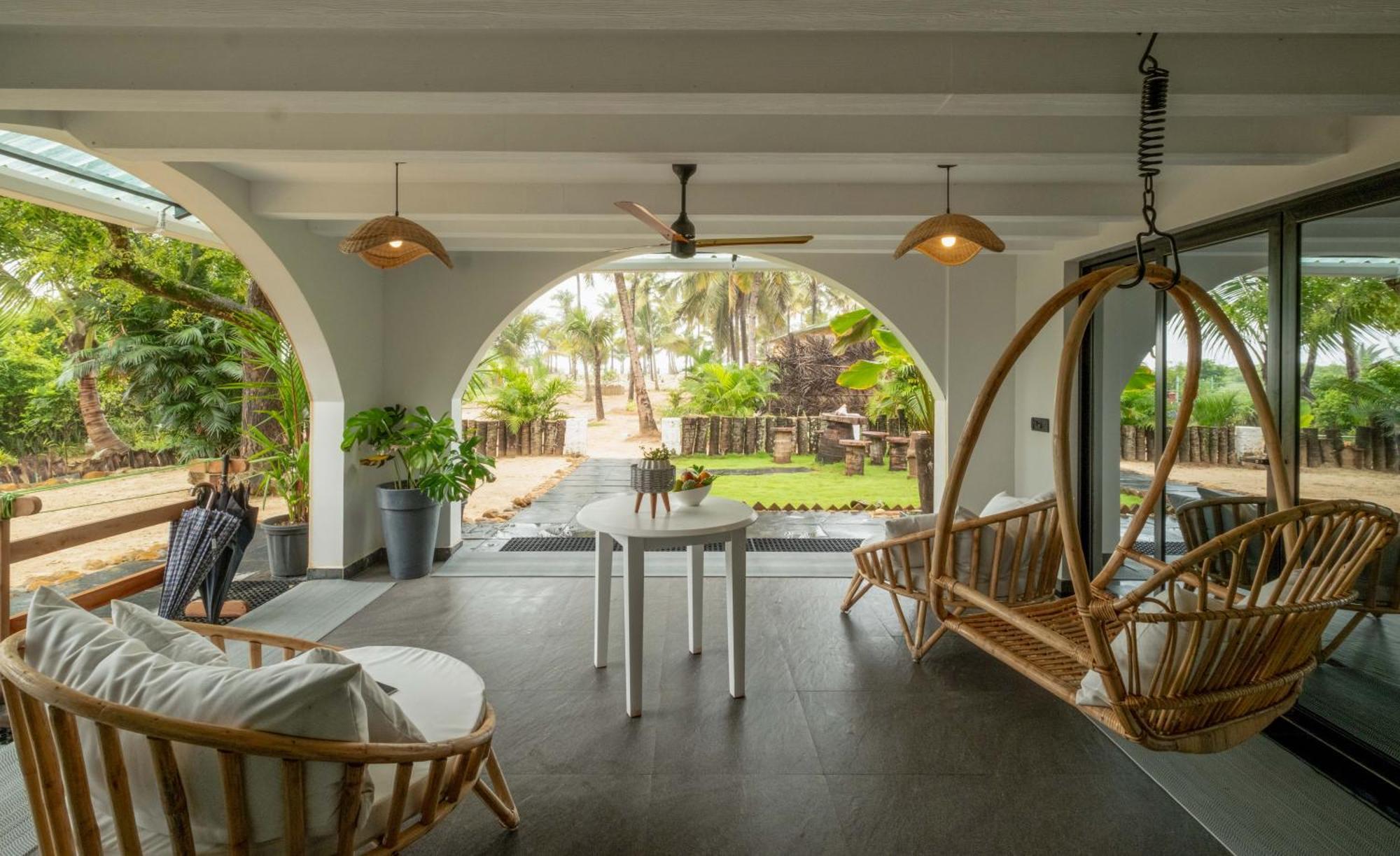 C Roque Beach Resort Colva Buitenkant foto