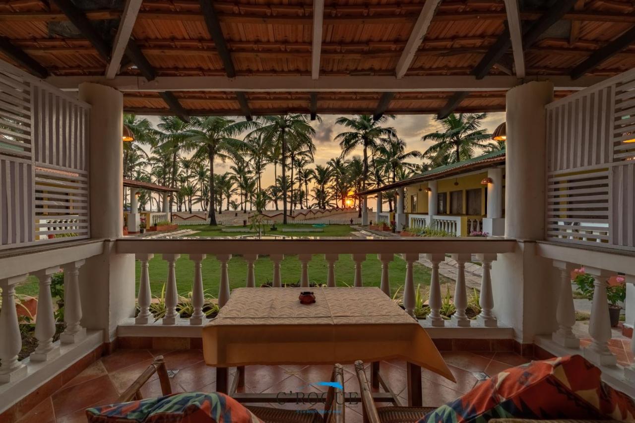 C Roque Beach Resort Colva Buitenkant foto